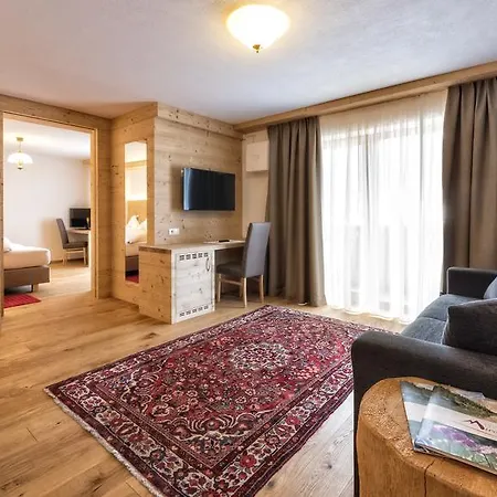 Hotel Mirabel 3*