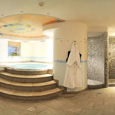 Mirabel Hotel 3*